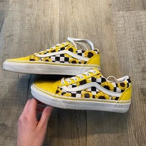Sunflower vans